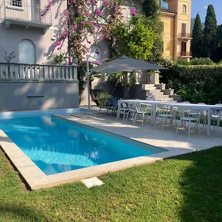 Jugendstilvilla Mit Pool In Gardone Riviera, Gardasee Villa *